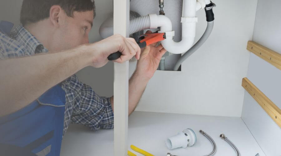 Local annual plumbing maintenance in Evergreen Park, IL